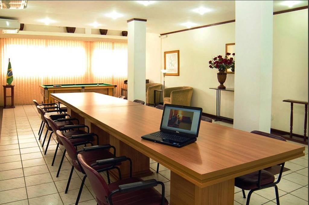 Castel Plaza Hotel Резенди Екстериор снимка