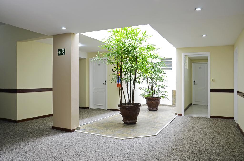 Castel Plaza Hotel Резенди Екстериор снимка